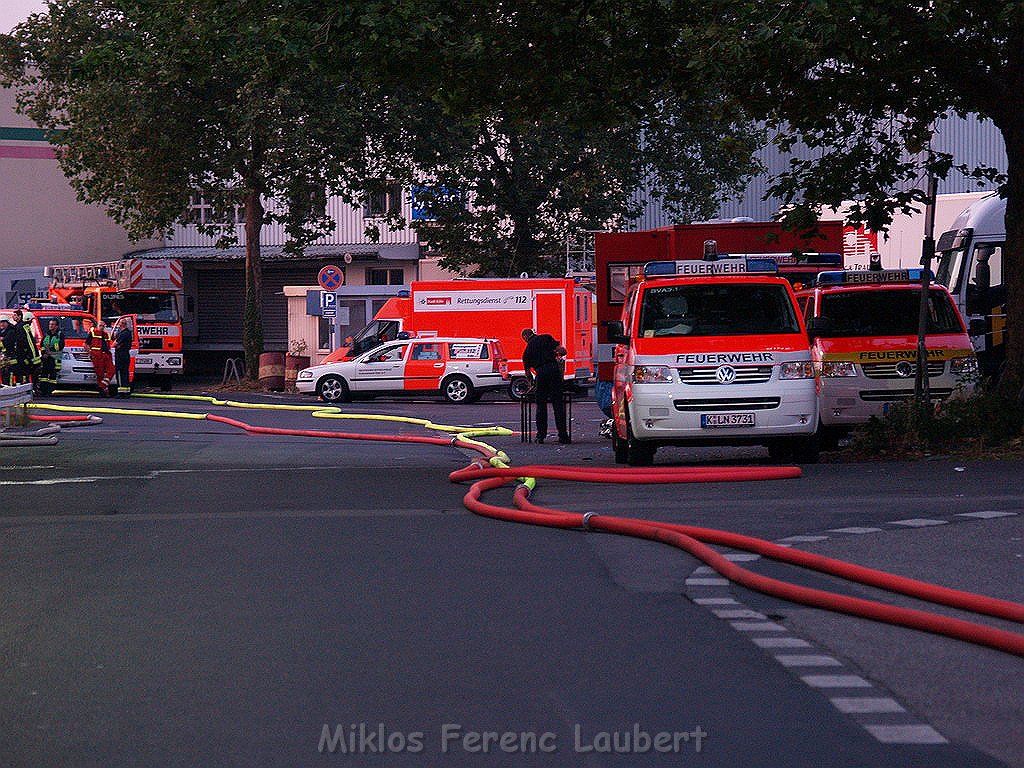 Grossbrand Halle auf dem Grossmarkt Koeln P635.JPG